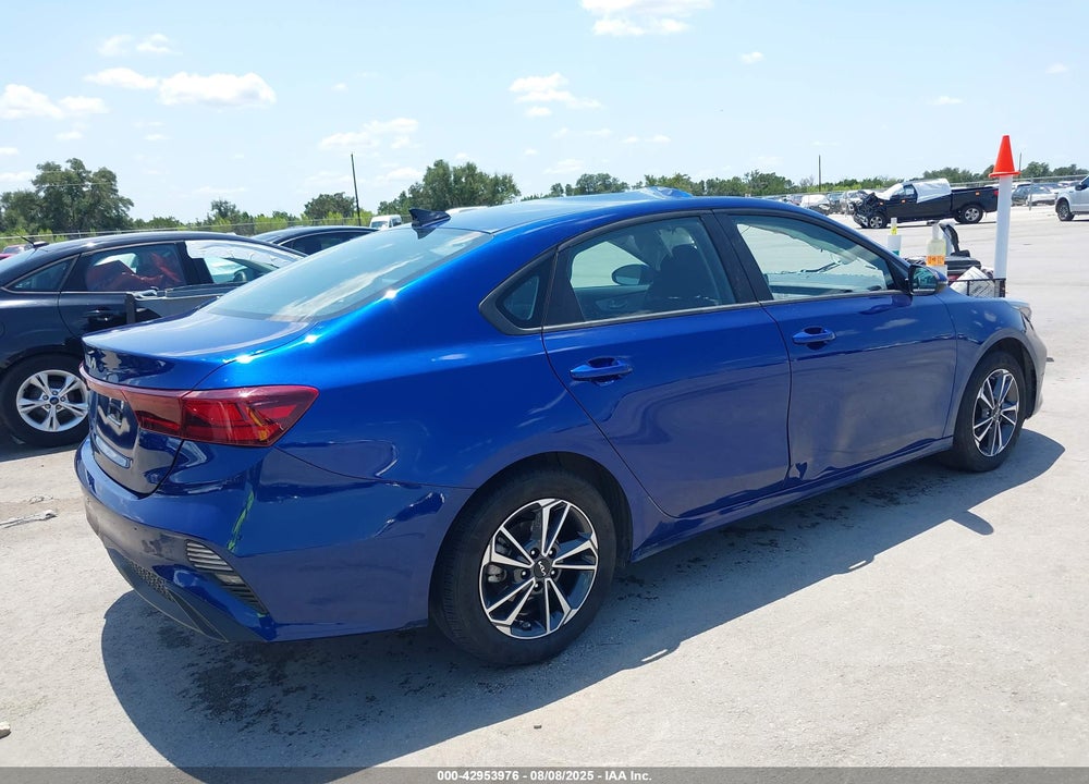 2024 KIA FORTE LXS VIN: 3KPF24AD4RE808725
