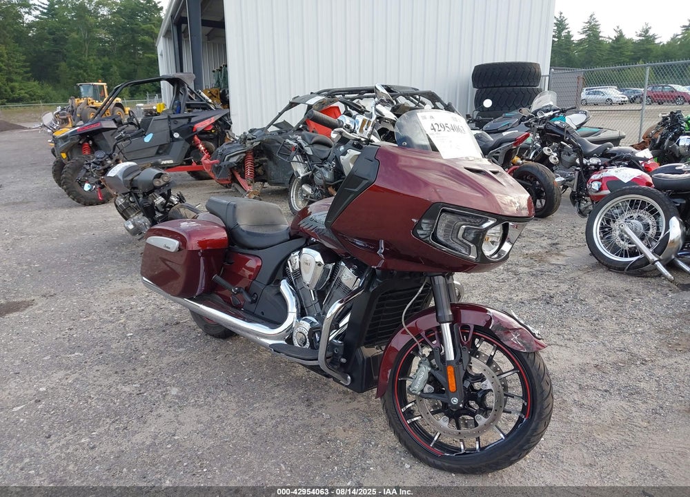 2023 INDIAN MOTORCYCLE CO. CHALLENGER LIMITED VIN: 56KLCARR1P3418419