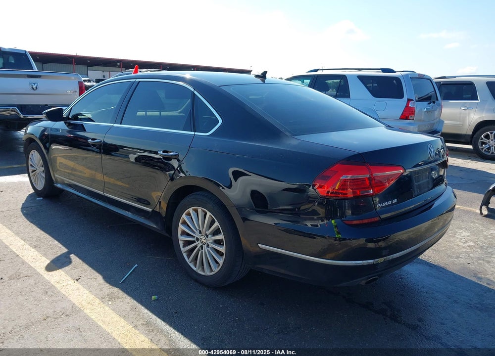 2016 VOLKSWAGEN PASSAT 1.8T SE VIN: 1VWBT7A34GC025717