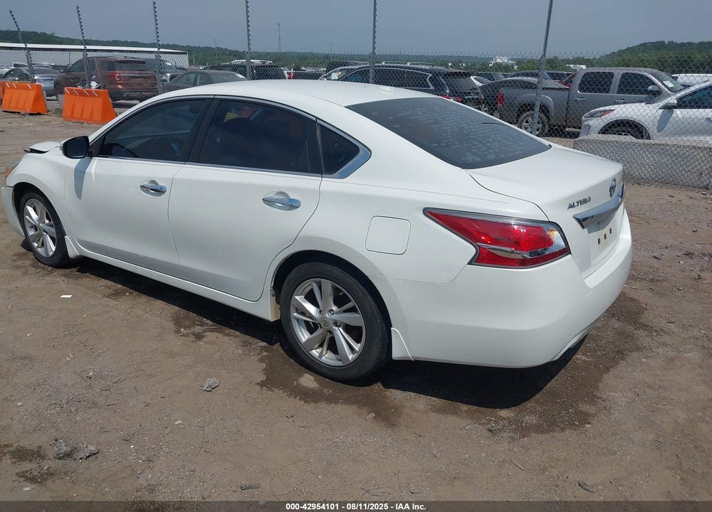 2015 NISSAN ALTIMA VIN: 1N4AL3AP8FN339177