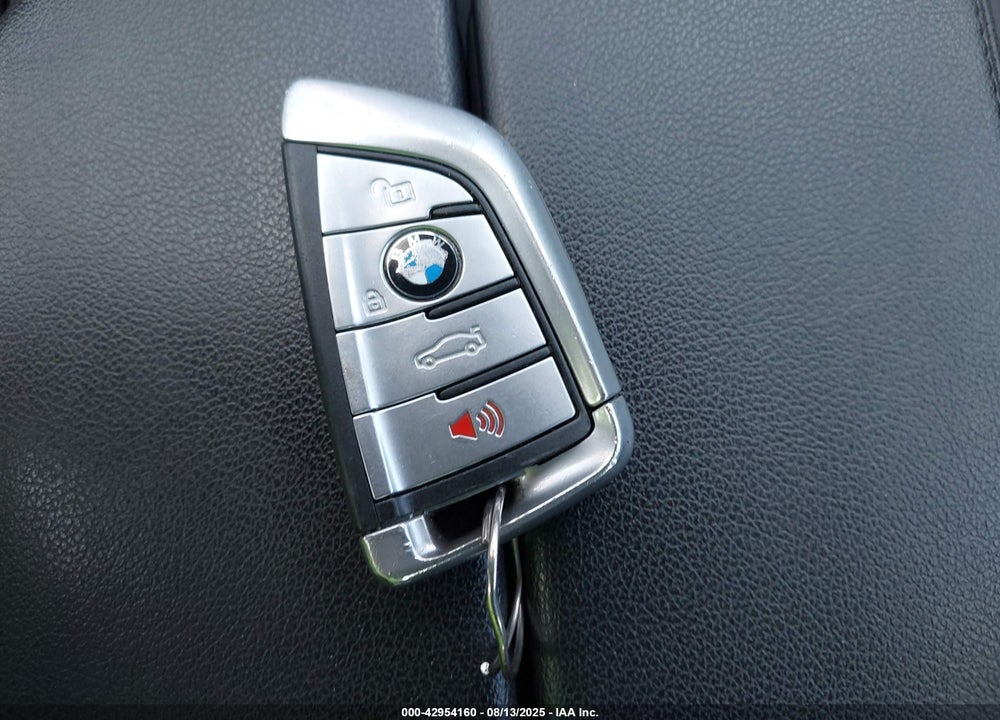 2019 BMW 5 SERIES VIN: WBAJA7C56KG910678