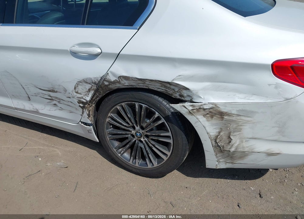 2019 BMW 5 SERIES VIN: WBAJA7C56KG910678