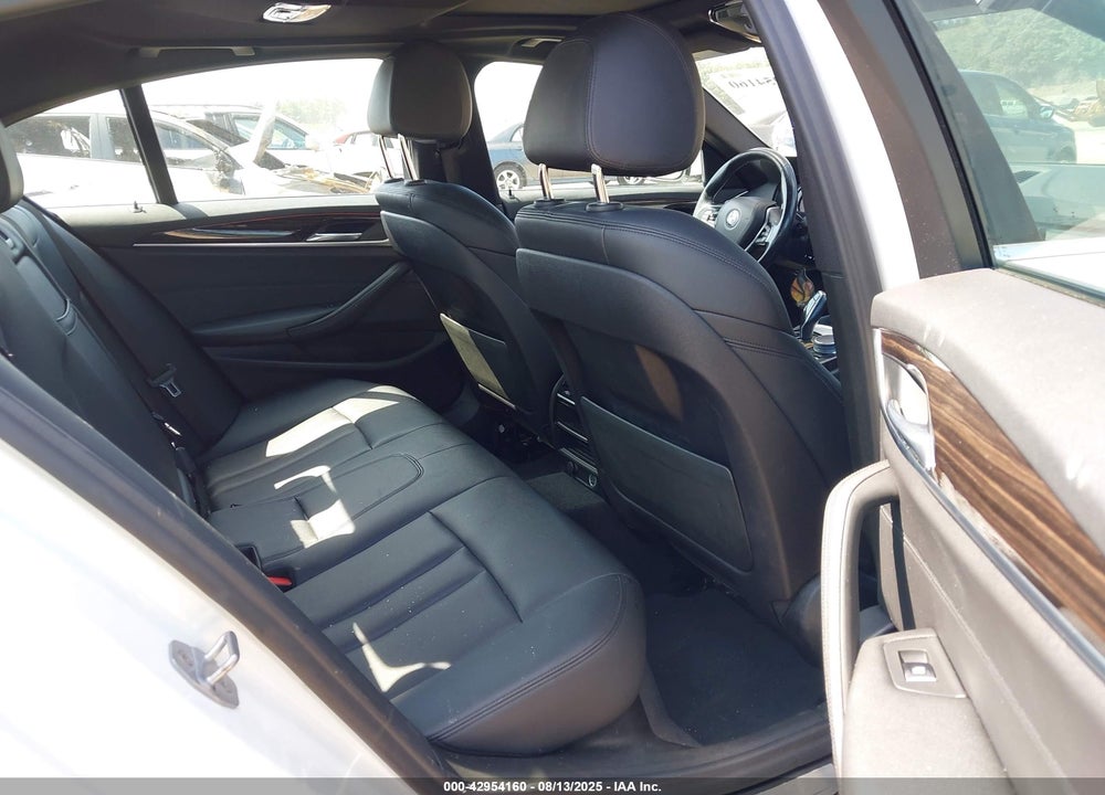2019 BMW 5 SERIES VIN: WBAJA7C56KG910678