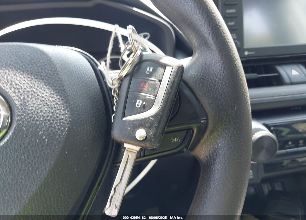 2021 TOYOTA RAV4 VIN: 2T3F1RFV4MC143082