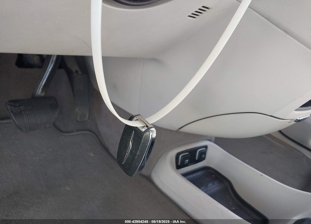 2018 CHRYSLER PACIFICA TOURING L VIN: 2C4RC1BG6JR130273