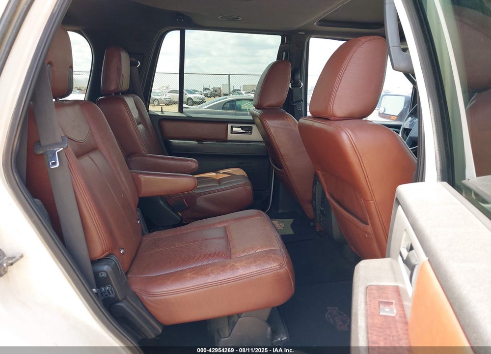 2011 FORD EXPEDITION VIN: 1FMJU1H52BEF42457