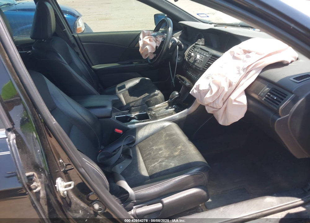 2016 HONDA ACCORD VIN: 1HGCR2F53GA061804
