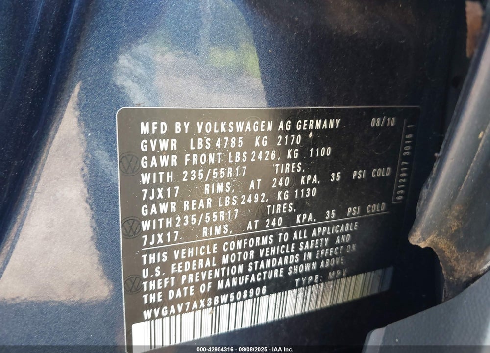 2011 VOLKSWAGEN TIGUAN VIN: WVGAV7AX3BW508906