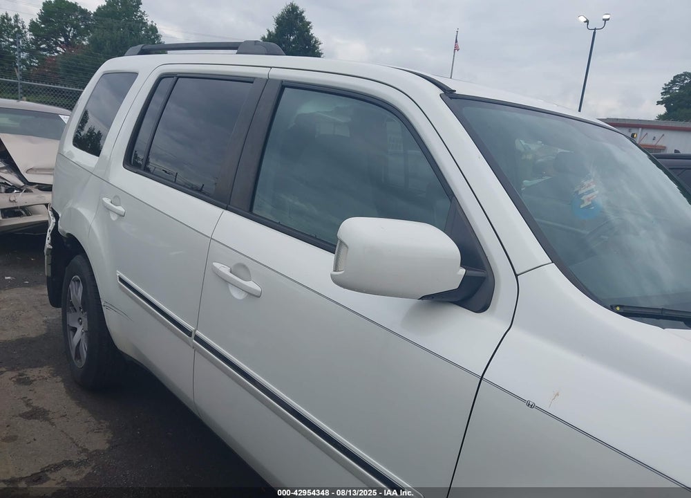2013 HONDA PILOT TOURING VIN: 5FNYF3H94DB023441