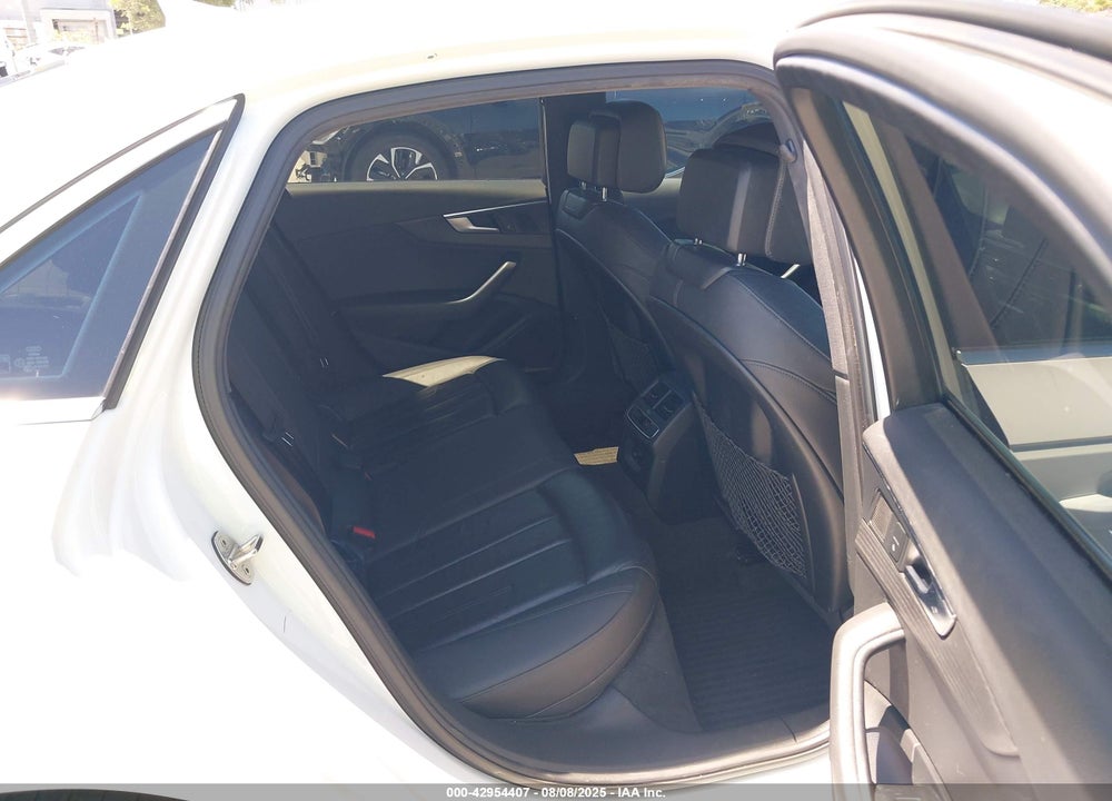 2017 AUDI A4 2.0T PREMIUM VIN: WAUENAF41HN013830