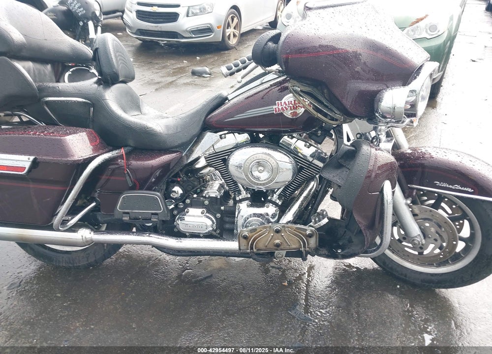 2007 HARLEY-DAVIDSON FLHTCUI VIN: 1HD1FC4167Y715463