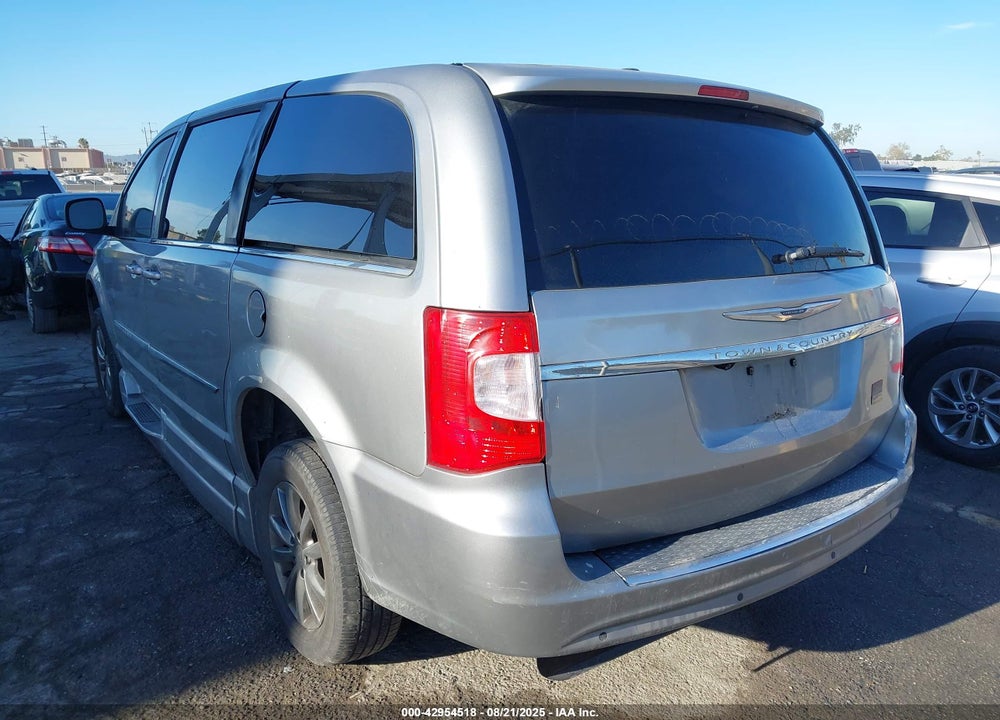2015 CHRYSLER TOWN & COUNTRY S VIN: 2C4RC1HG0FR716515