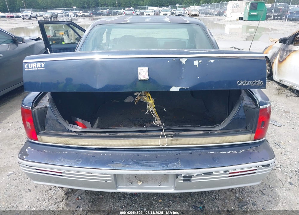 1992 OLDSMOBILE 98 REGENCY ELITE VIN: 1G3CW53L6N4340946