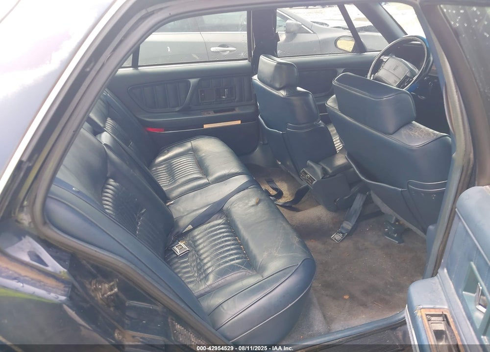 1992 OLDSMOBILE 98 REGENCY ELITE VIN: 1G3CW53L6N4340946