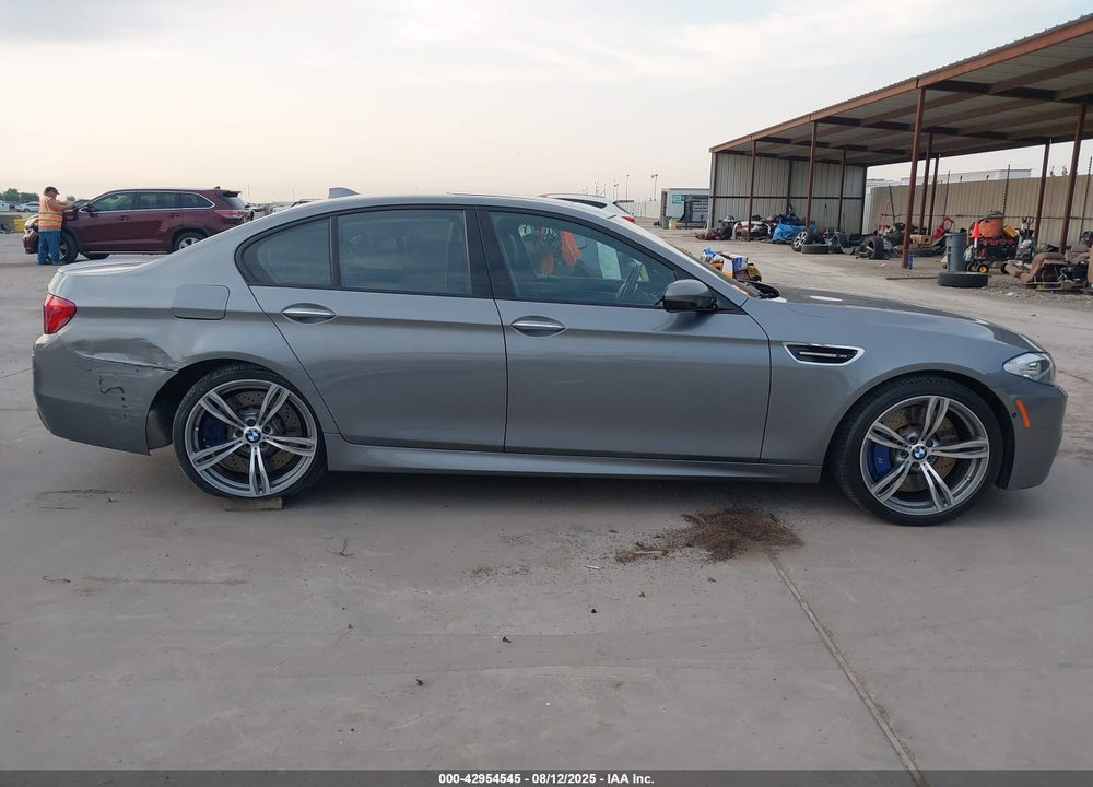 2013 BMW M5 VIN: WBSFV9C53DD096298