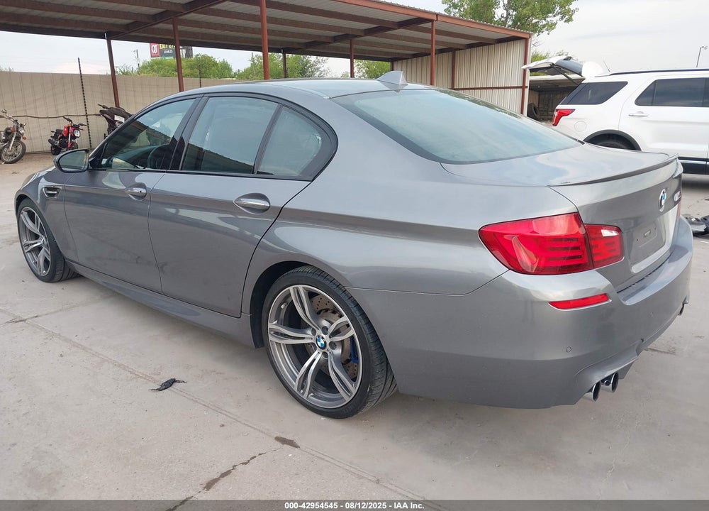 2013 BMW M5 VIN: WBSFV9C53DD096298
