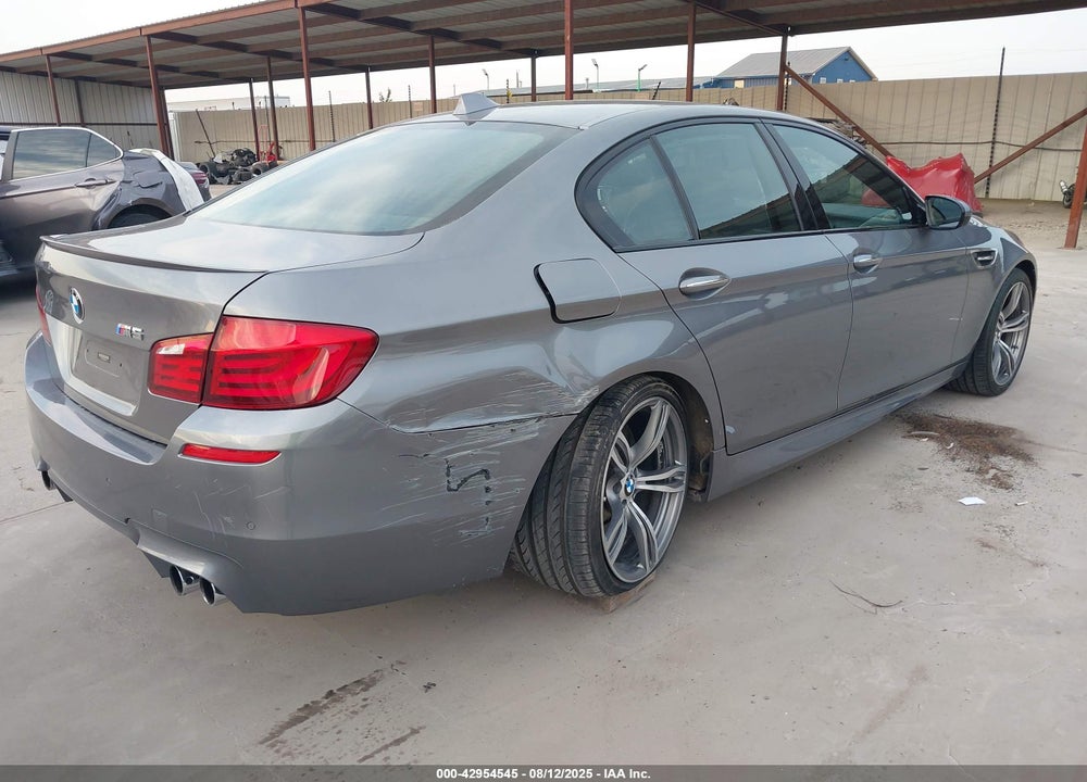 2013 BMW M5 VIN: WBSFV9C53DD096298