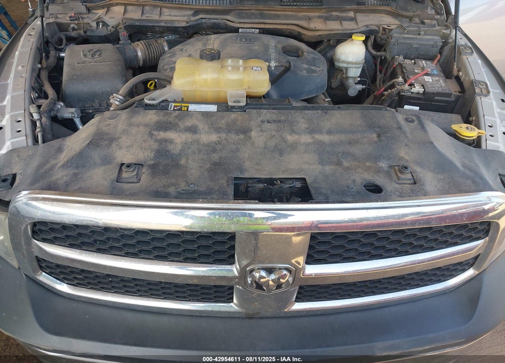 2016 RAM 1500 VIN: 1C6RR7KM9GS318825