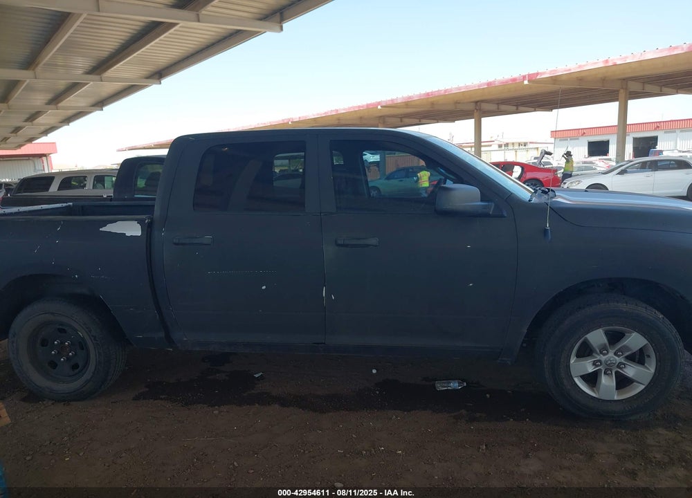2016 RAM 1500 VIN: 1C6RR7KM9GS318825