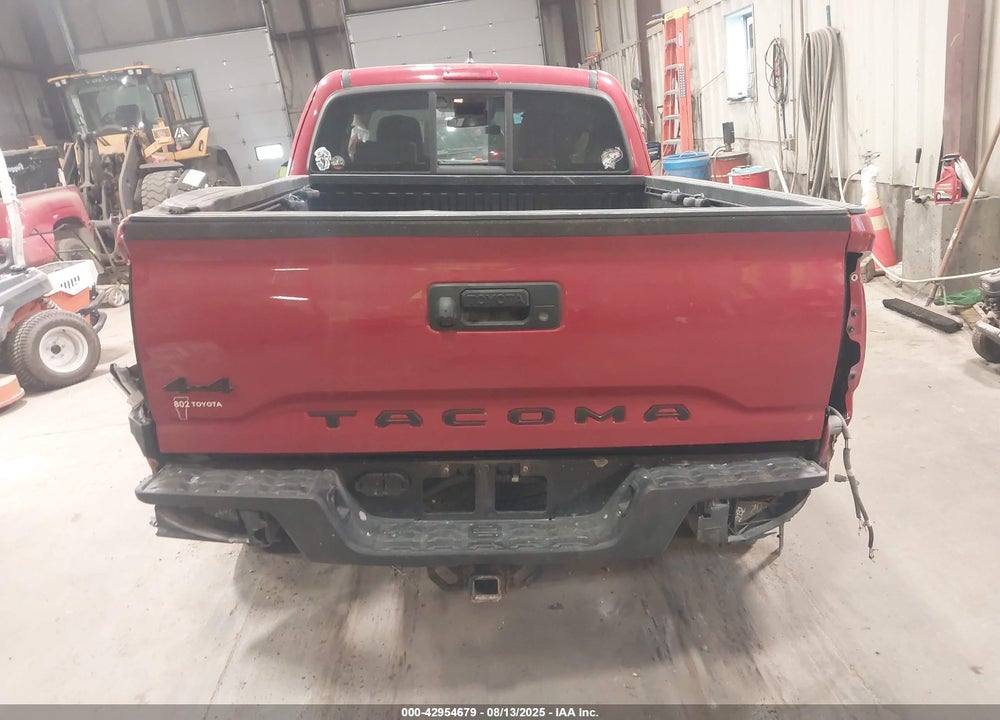 2019 TOYOTA TACOMA VIN: 5TFSZ5AN6KX207878
