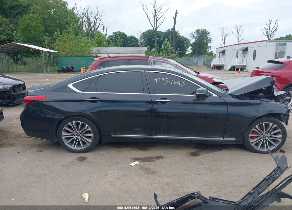 2016 HYUNDAI GENESIS VIN: KMHGN4JE4GU140861