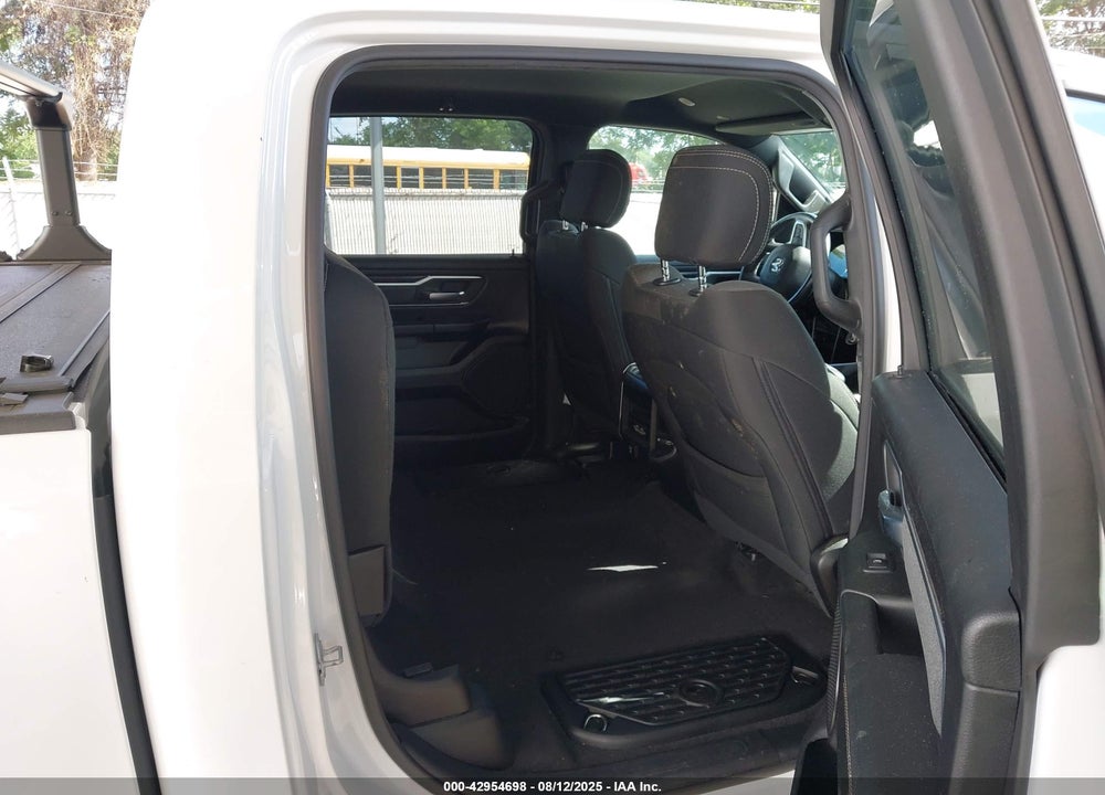 2021 RAM 1500 VIN: 1C6SRFFT6MN569356