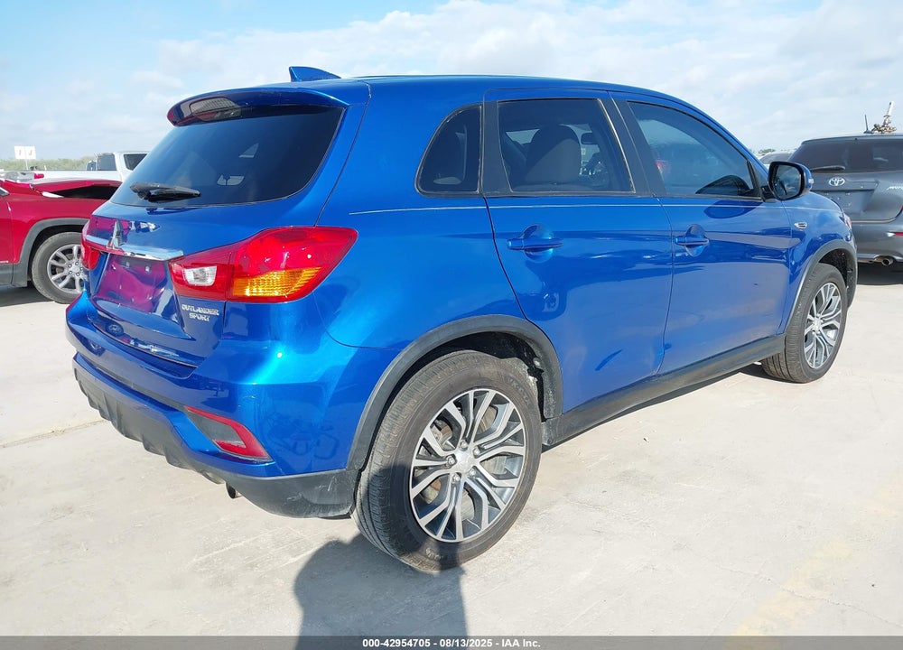 2018 MITSUBISHI OUTLANDER SPORT 2.0 ES VIN: JA4AP3AU9JZ009502