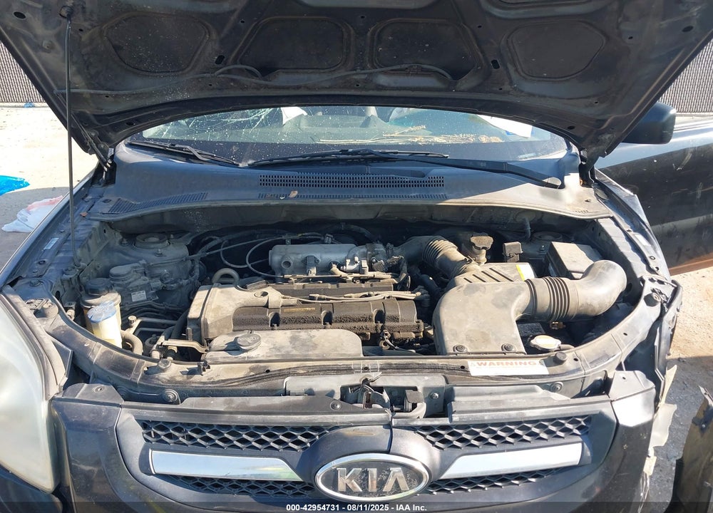 2009 KIA SPORTAGE VIN: KNDJF724397637299