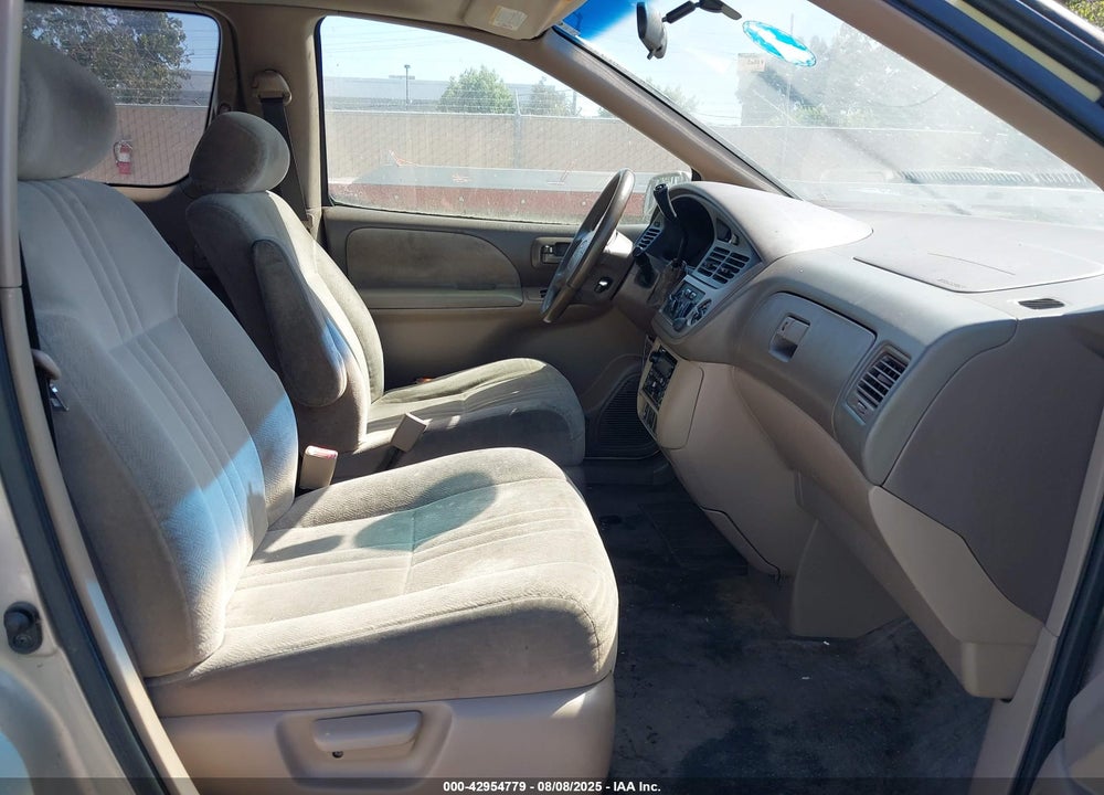 2002 TOYOTA SIENNA LE VIN: 4T3ZF13CX2U483514