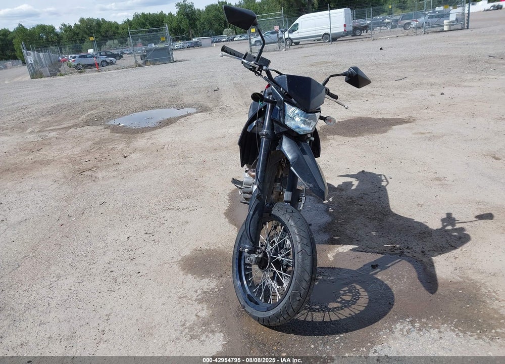 2022 KAWASAKI KLX300 E VIN: ML5LXBE14NDA10923