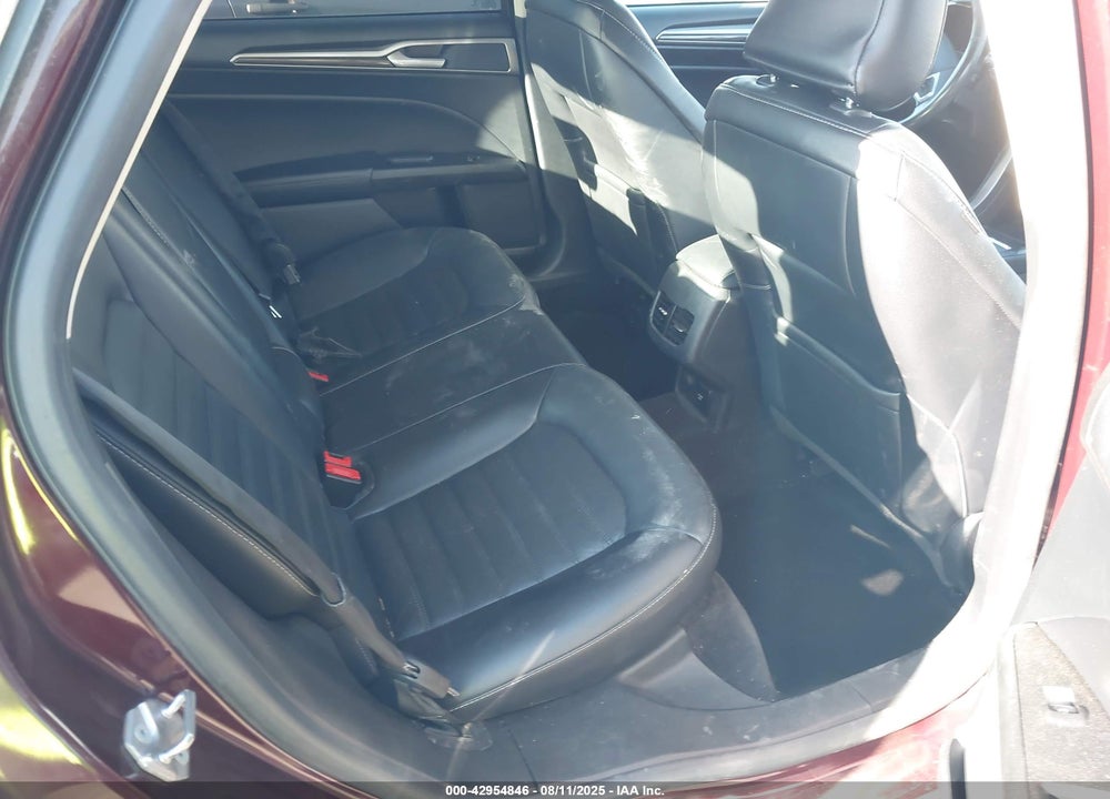 2017 FORD FUSION VIN: 3FA6P0PU2HR329508
