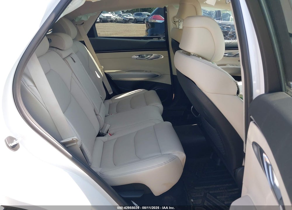 2023 GENESIS GV70 VIN: KMUMADTB9PU120169