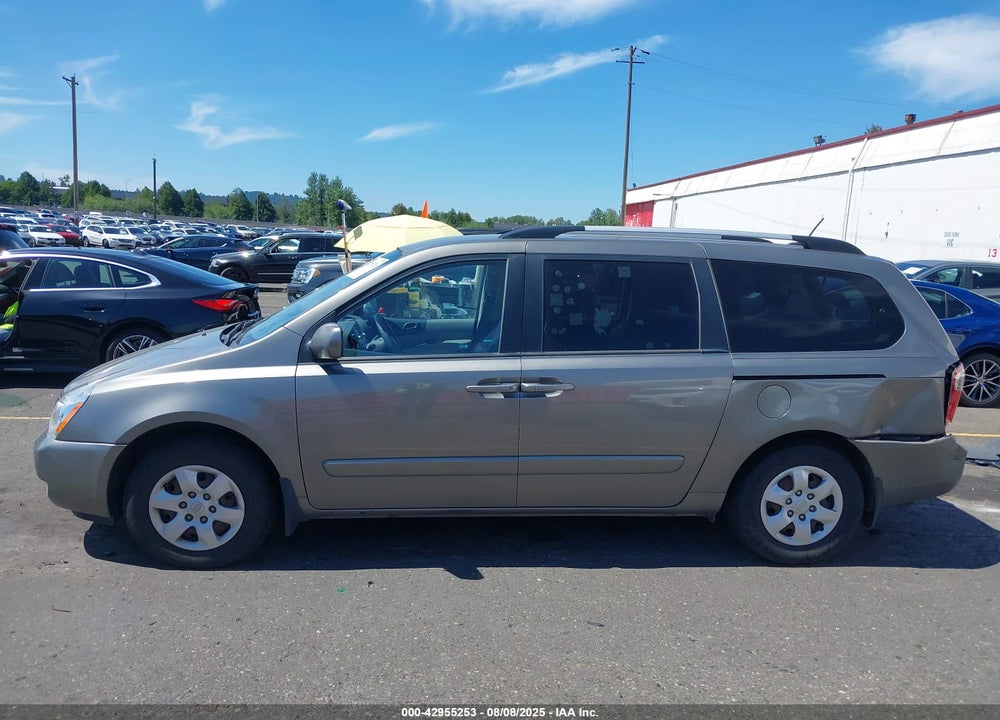 2010 KIA SEDONA LX VIN: KNDMG4C39A6340305