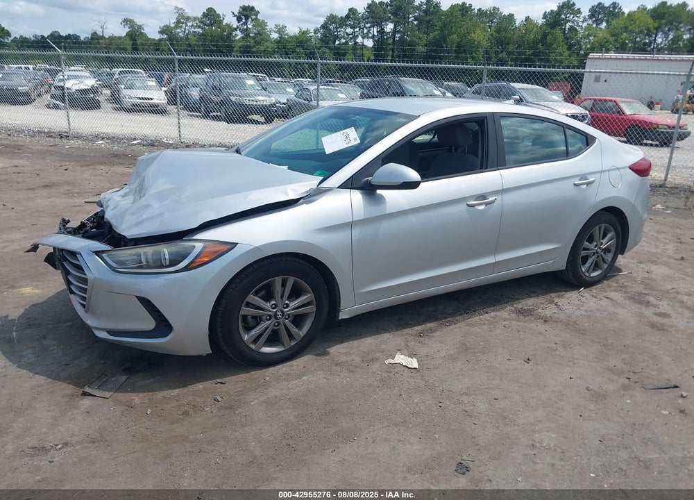 2017 HYUNDAI ELANTRA VIN: KMHD84LF9HU201249