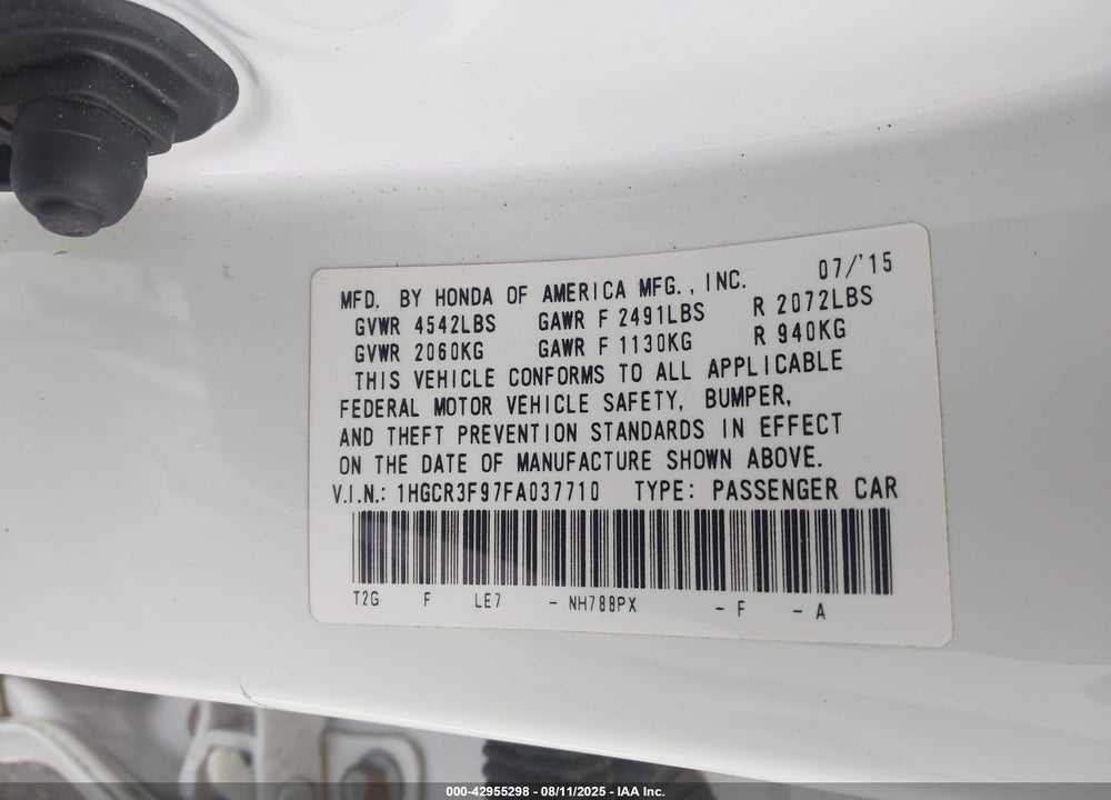 2015 HONDA ACCORD VIN: 1HGCR3F97FA037710