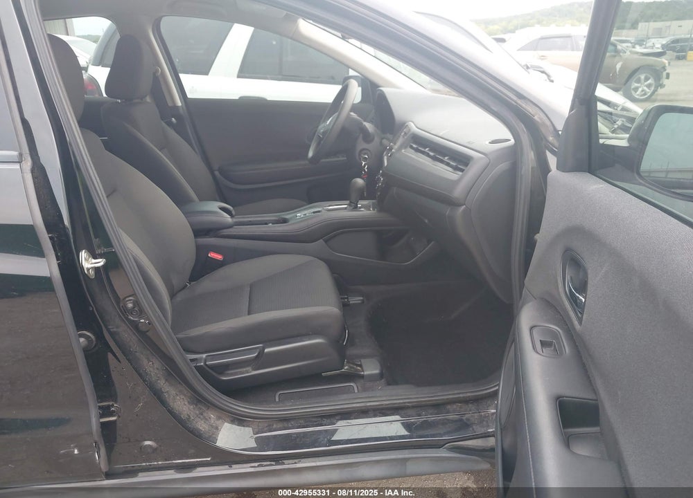 2019 HONDA HR-V LX VIN: 3CZRU5H34KG711278