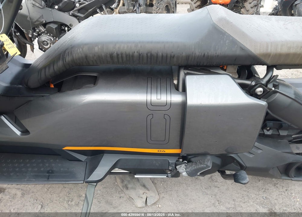 2022 BMW CE 04 VIN: WB10C5302N6F28871