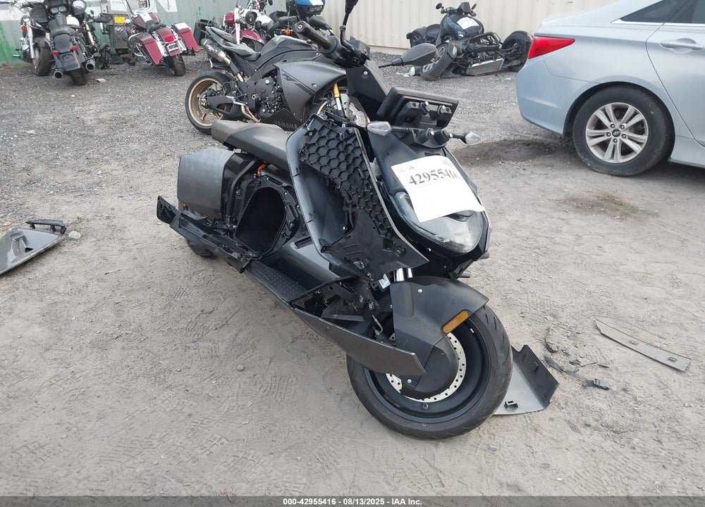 2022 BMW CE 04 VIN: WB10C5302N6F28871