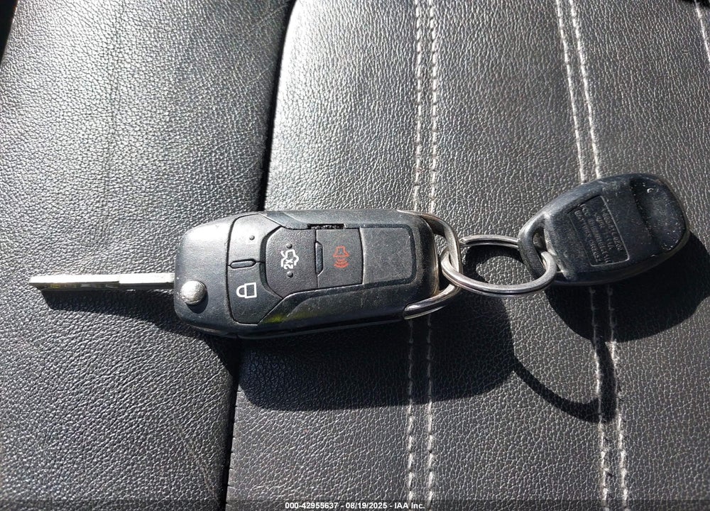 2016 FORD FUSION VIN: 3FA6P0T95GR128590