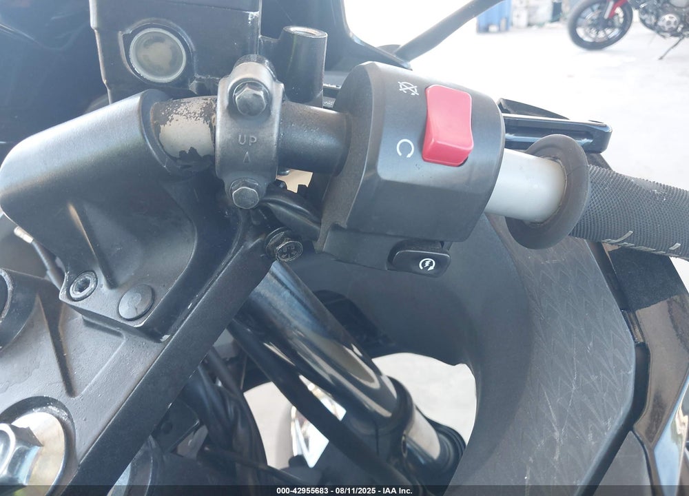 2016 KAWASAKI EX300 A VIN: JKAEX8A13GDA28561