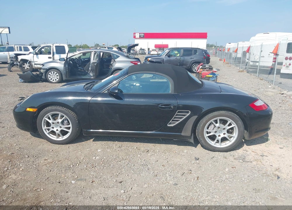 2008 PORSCHE BOXSTER VIN: WP0CA29858U711356