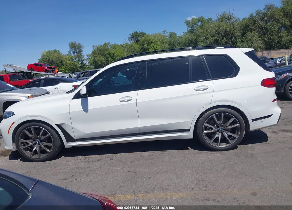 2022 BMW X7 VIN: 5UXCX6C06N9J14769