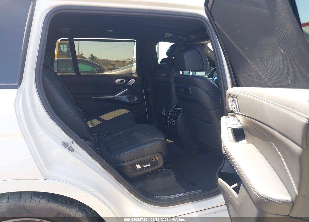 2022 BMW X7 VIN: 5UXCX6C06N9J14769