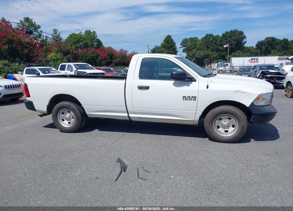 2018 RAM 1500 TRADESMAN 4X2 8' BOX VIN: 3C6JR6DG2JG194510