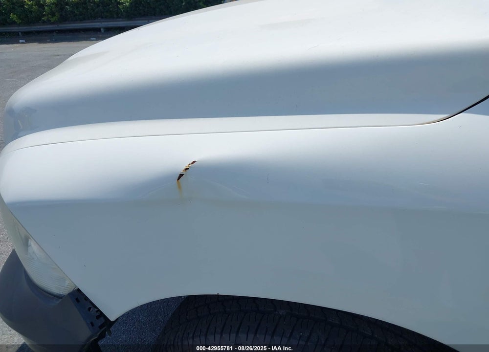 2018 RAM 1500 TRADESMAN 4X2 8' BOX VIN: 3C6JR6DG2JG194510