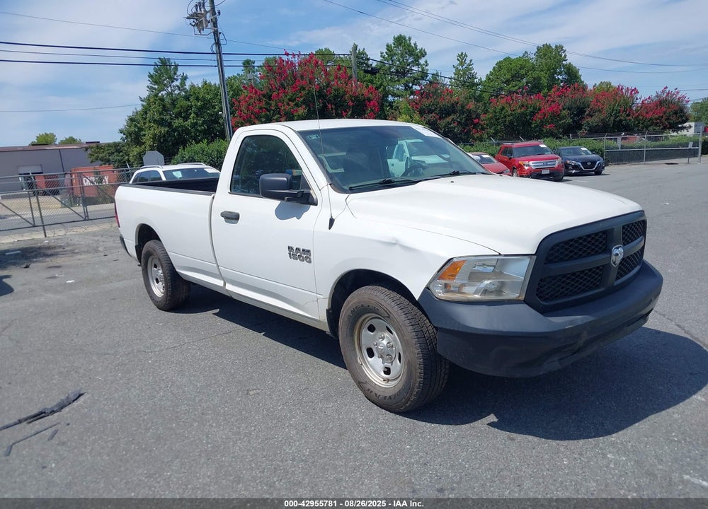 2018 RAM 1500 TRADESMAN 4X2 8' BOX VIN: 3C6JR6DG2JG194510