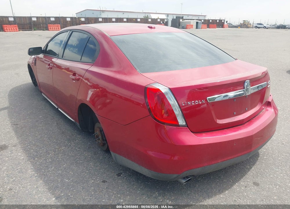 2011 LINCOLN MKS VIN: 1LNHL9FTXBG613104