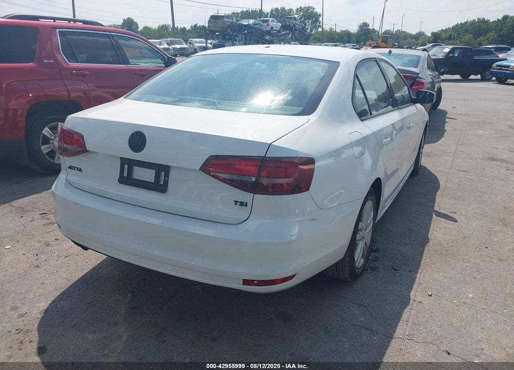 2018 VOLKSWAGEN JETTA VIN: 3VW2B7AJ2JM246997