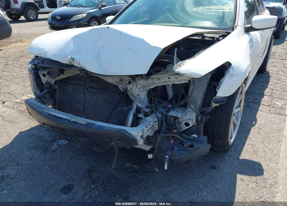 2008 HONDA ACCORD VIN: 1HGCP26808A111771