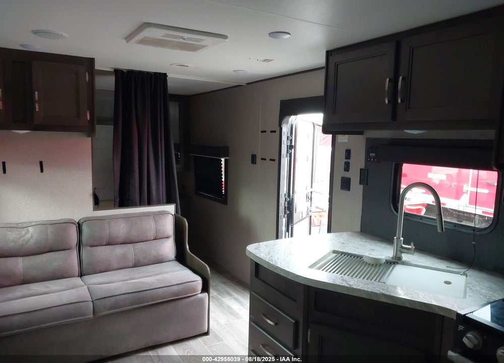 2021 JAYCO JAY FLIGHT SLX SERIE VIN: 1UJBJ0BN3M7580114